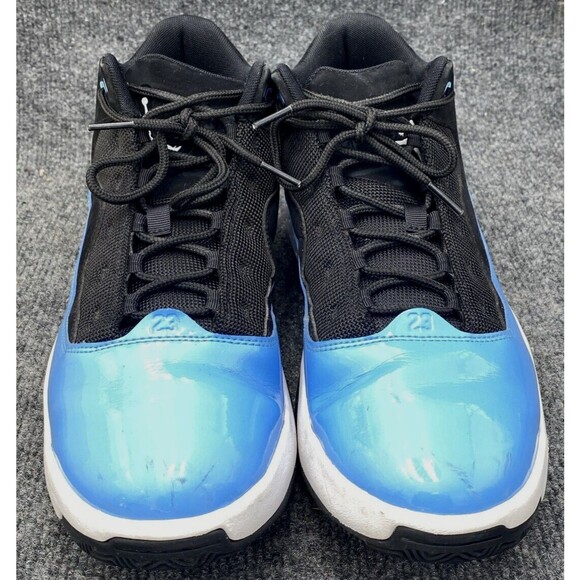 Jordan Shoes Men 9.5 Max Aura 2 Black University Blue Sneakers CK6636-041 main image 7